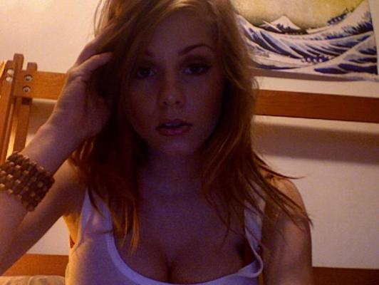 16P Hot and sexy Latina GF's gorgeous photos