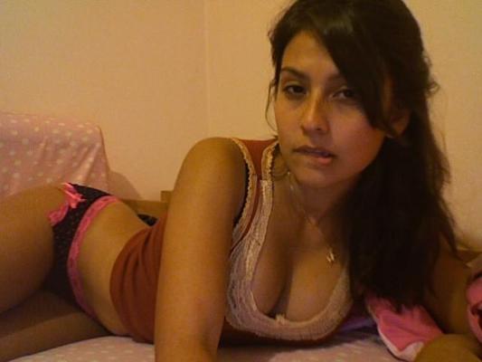 16P Asian hooker Mai Ling in action