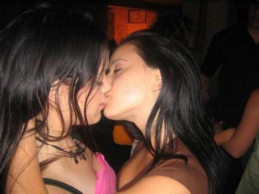 16P Photos of amateur models wearing hot stockings