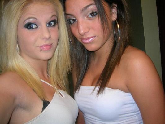 16P Hot and sexy Latina GF's gorgeous photos