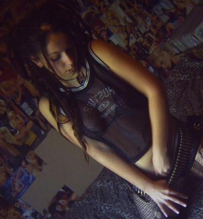 16P Bilder von heißer Girl-to-Girl-Hardcore-Action