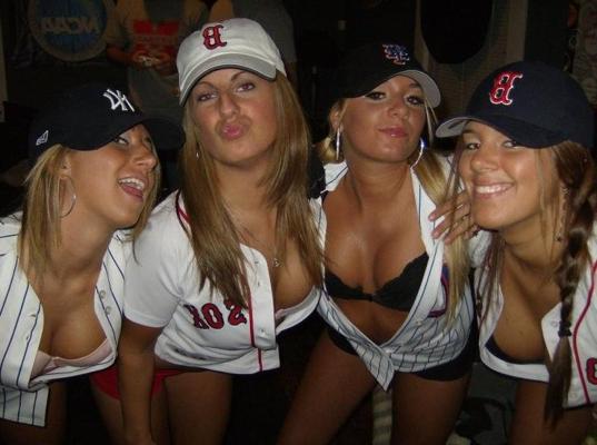 16P Lesbische Amateure auf heißen Fotos