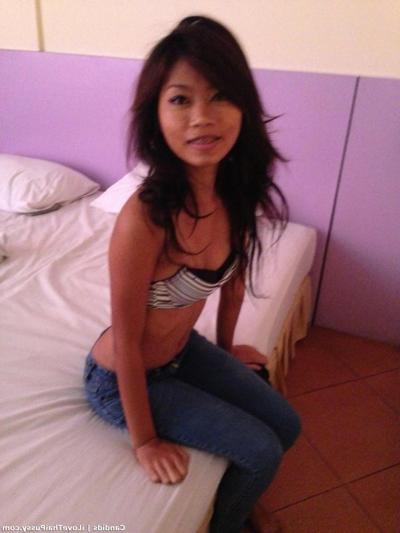24P Hot Thai bargirl hooker fucked raw and swallows sex tourist cum asian slut