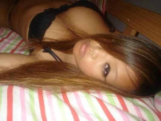 16P Pussy lips spread wide open