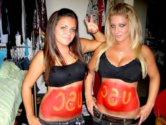 16P Pictures of a busty girlfriend who's such a naughty little tease