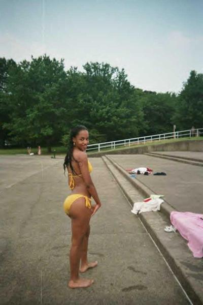 16P Hot Latina chicks posing naked