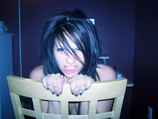16P Diverses photos d'action coquine entre filles