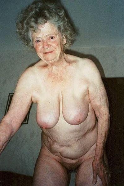 16P The original granny sex site since 2000