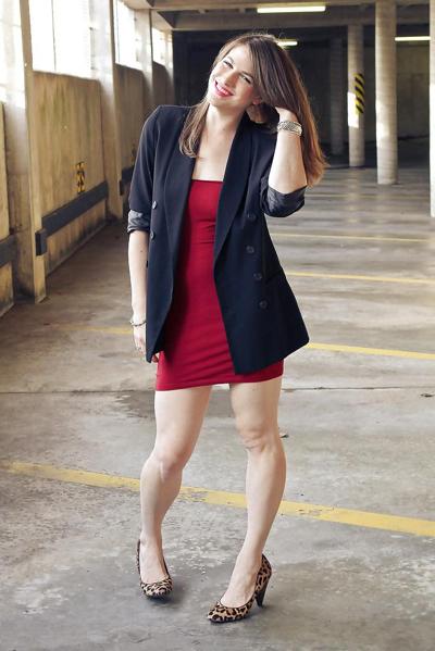 20P Hotlegs-miniskirt babe128