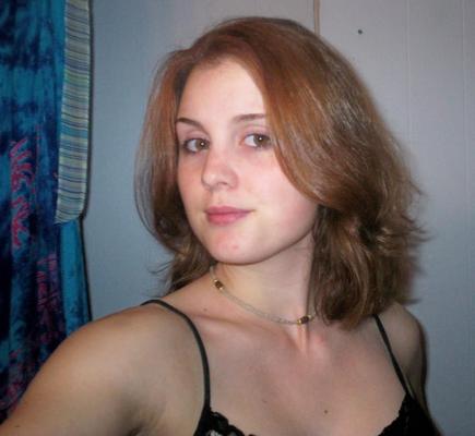 16P Pictures of pretty GFs flaunting their sexy bodies