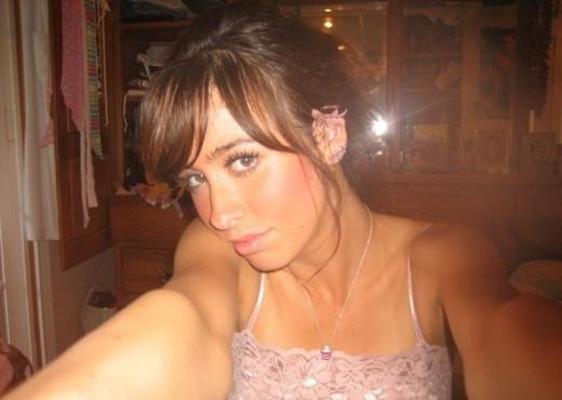 16P A wet slut sucking cock