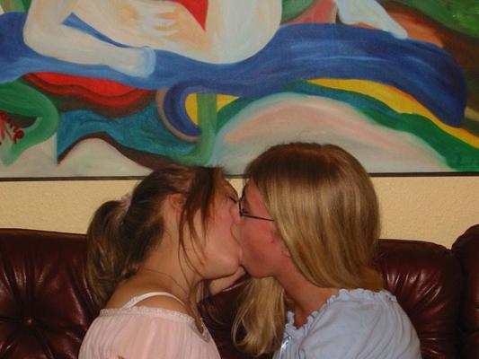16P Naughty teens posing nude