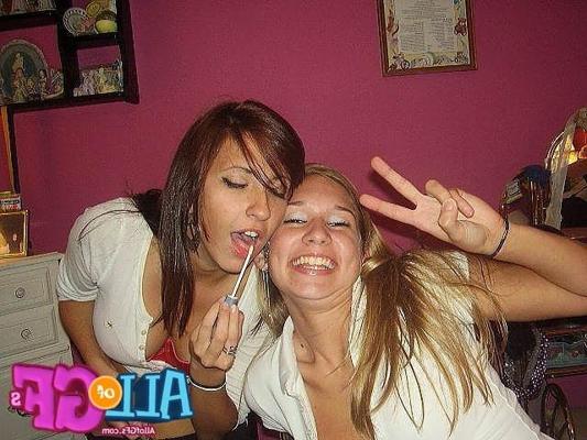 12P Hot girlfriends drunk sex party