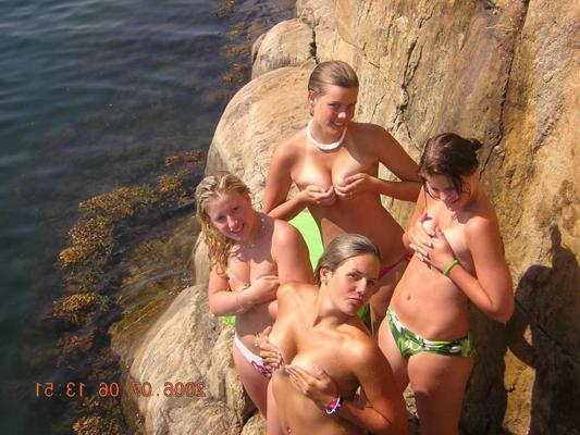 16P Photos de filles avec de jolis fesses rondes