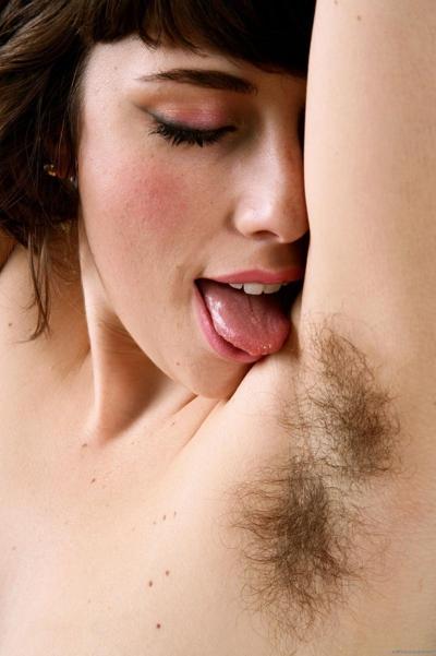 14P Thick hairy amateur Simone spreading pussy