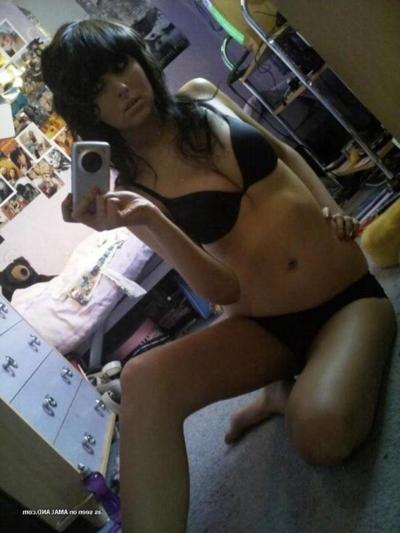 10P Nice pictures of two sexy heavy-chested honeys