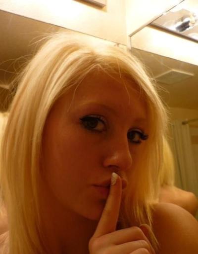 16P Amateur sucks fat dick