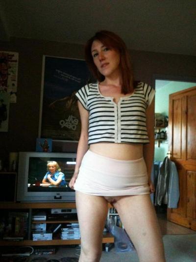 12P Home alone blondie girlfriend fucking in the mirror