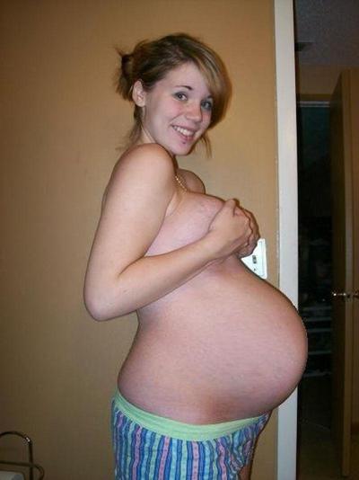 16P Lovely pregnant teen girls shotting themself in home sex games