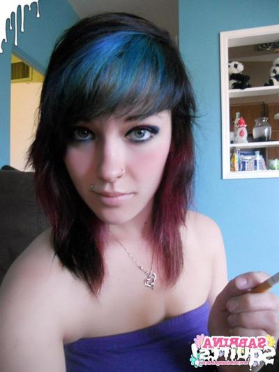 16P Amateur teen slut selfshots
