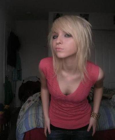 15P Filles emo blondes chaudes