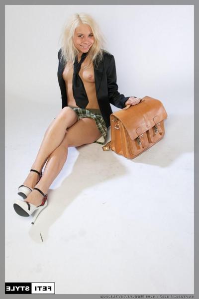 12P crazy Schoolgirl