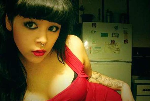 4P Naughty and nice emo chick
