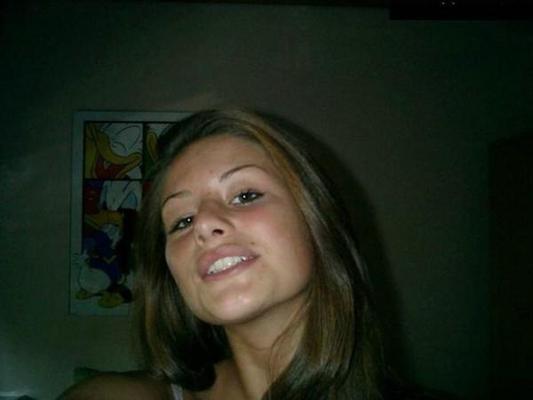 16P Blonde amateur posing dirty