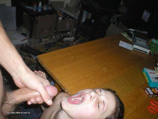 10P Picture set of a wild blowjob and loads of cum explosion