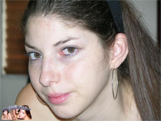 10P Barely Legal And Flatchested Teenager Spreading Nude