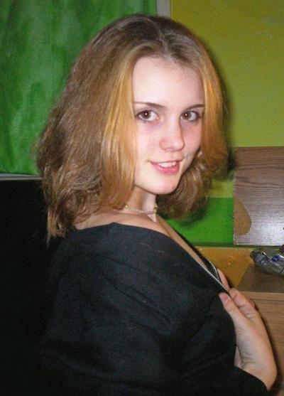 16P Naked redheaded amateurs posing