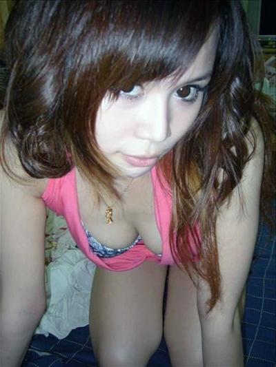 15P Photos of a mix of raunchy naughty Asian GFs