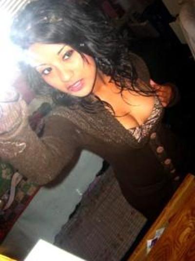 15P More Asian mirror pic cuties posing for their cameras