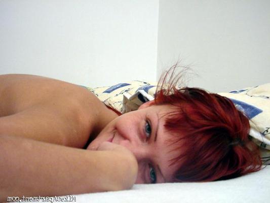 12P 12 pics and 1 movie of Jessica from Mikes Apartment