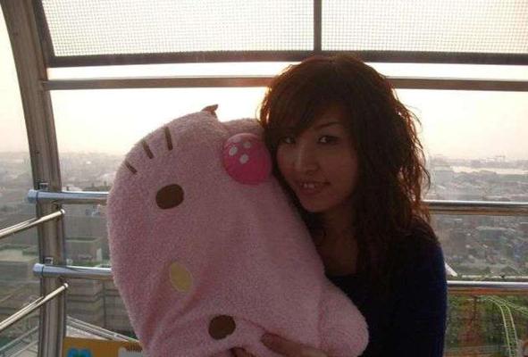 15P Pictures of a Japanese GF naked in a cable car