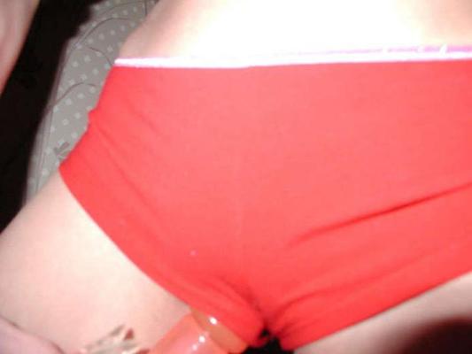 18P Pictures of masturbating amateur babes