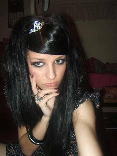12P Emo chicks love to show the tattoos
