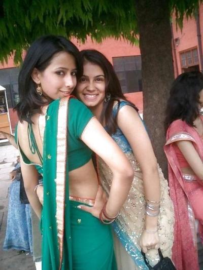 21P Sexy indian school girls