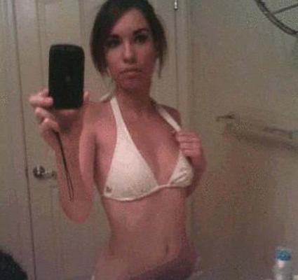 15P Hot skinny Latina babe camwhoring