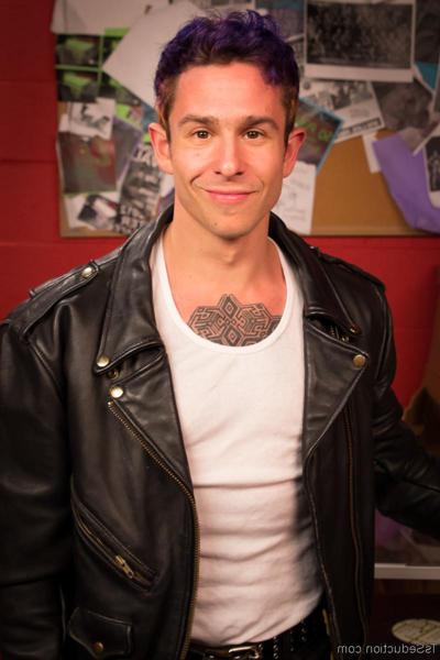 20P NINA LAWLESS does just that when Corbin Dallas comes into her store and pathetic