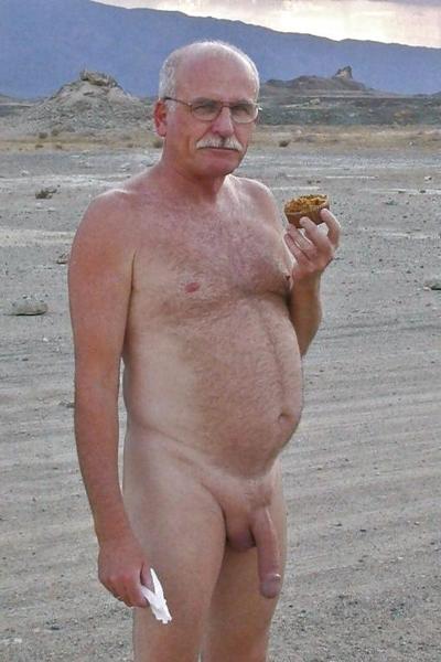 25P Nudist Beach 2