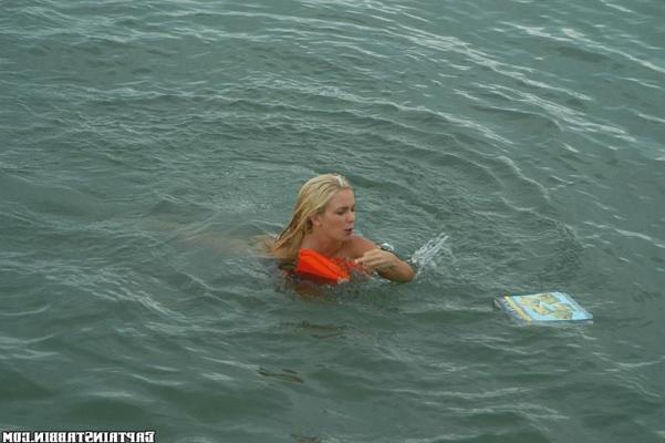 12P 12 photos et 1 vidéo de Shauna de Captain Stabbin