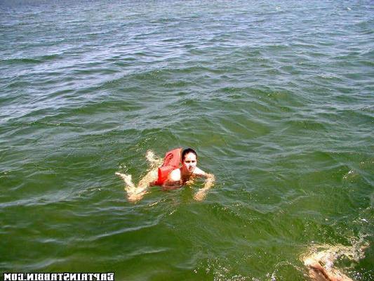 12P 12 pics and 1 movie of Kacey from Captain Stabbin