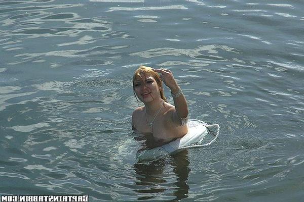 12P 12 Bilder und 1 Film von Gloria von Captain Stabbin