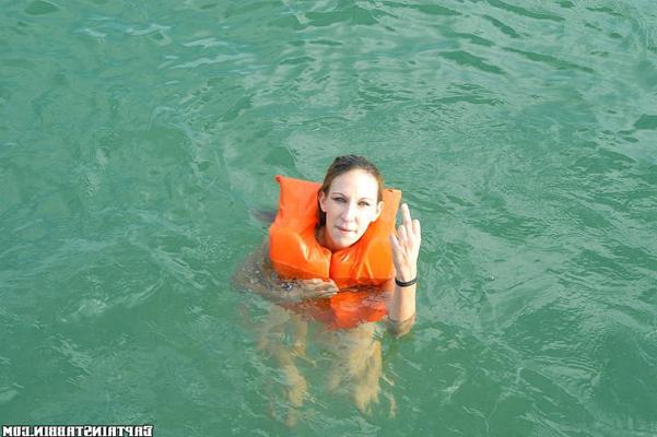 12P 12 Bilder und 1 Film von Ally von Captain Stabbin