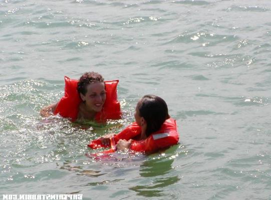 12P 12 photos et 1 vidéo de Monique de Captain Stabbin
