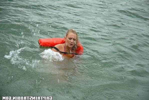 12P 12 pics and 1 movie of Sophia from Captain Stabbin