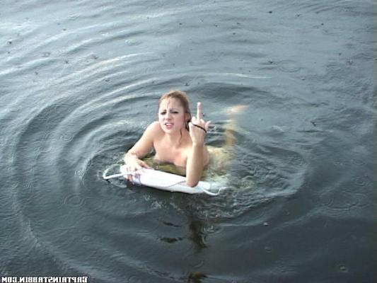 12P 12 pics and 1 movie of Stacy from Captain Stabbin