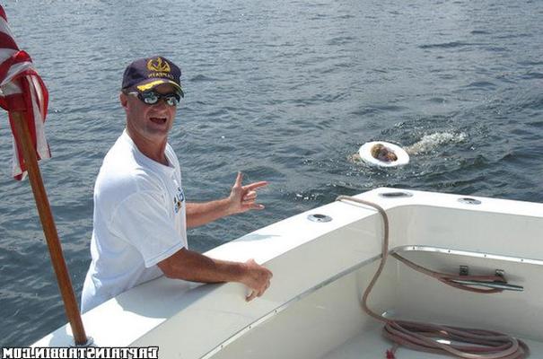 12P 12 pics and 1 movie of Dallas from Captain Stabbin