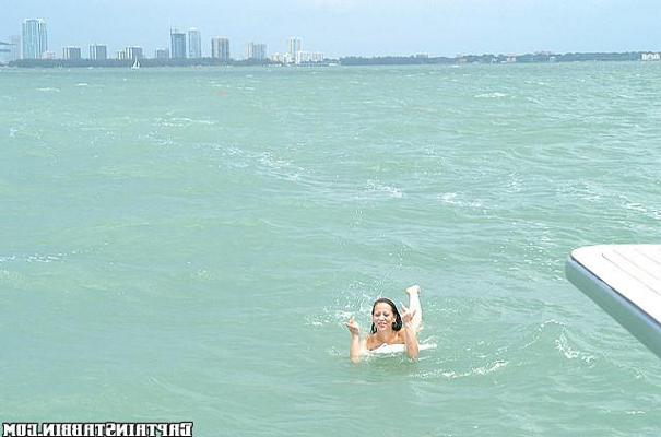 12P 12 pics and 1 movie of Mallory from Captain Stabbin
